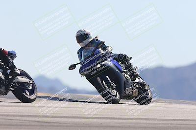 media/Oct-30-2025-Racers Edge (Thu) [[dabbdaf680]]/3-B Group/Session 4 Turn 9/